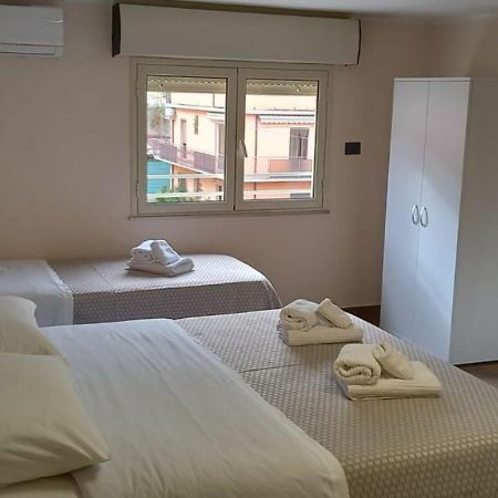 B&B Omnia Scilla Exterior foto